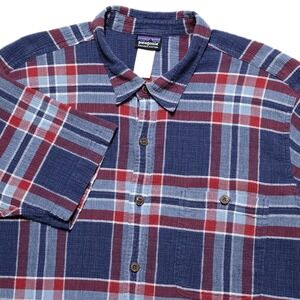 Patagonia A/C Red Blue Plaid‎ Button Down Shirt Mens L Short Sleeve Lightweight